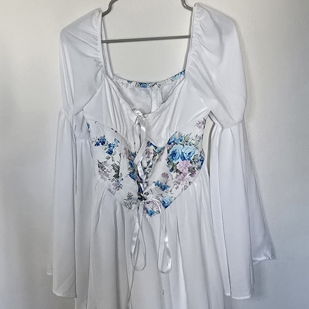 SHEIN White Cottagecore Floral Lace-Up Dress Renaissance Fairycore Boho - Small - Picture 1 of 2